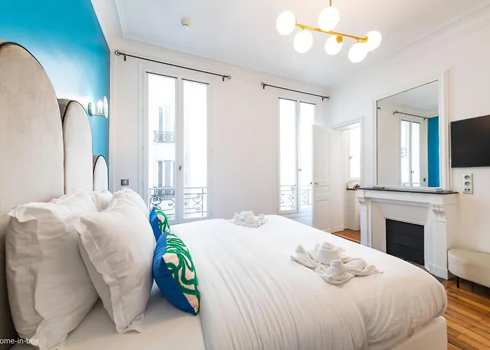 Hotelhome Paris 16