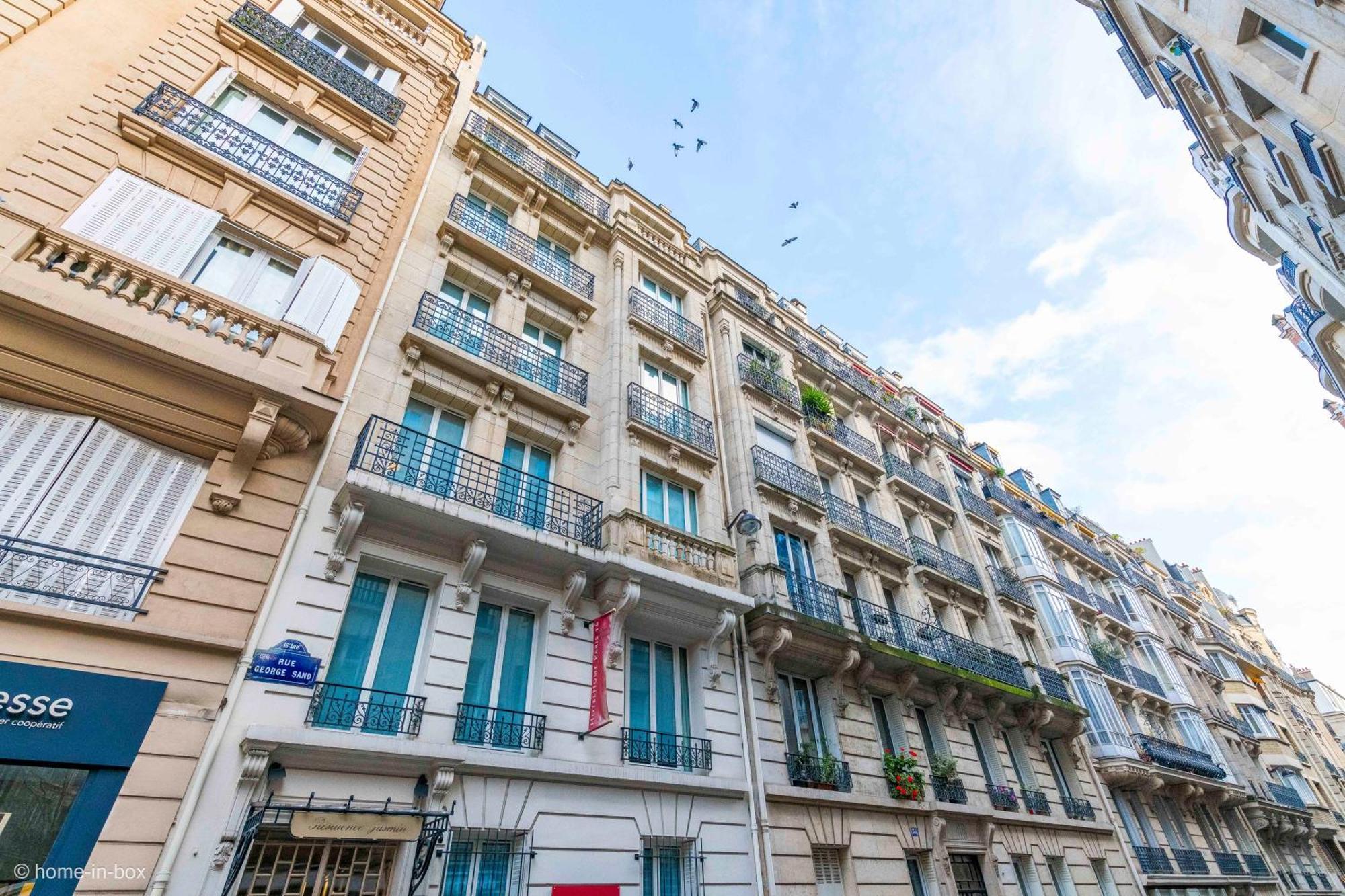 Hotelhome 16 Apart-hotel 3*